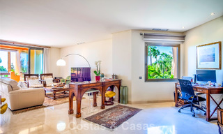 Ruim, luxe appartement te koop met zeezicht in een luxueus complex op de Golden Mile van Marbella 802959 