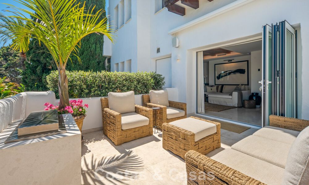 Exclusief gerenoveerd luxe appartement te koop in Puente Romano, Marbella 802994