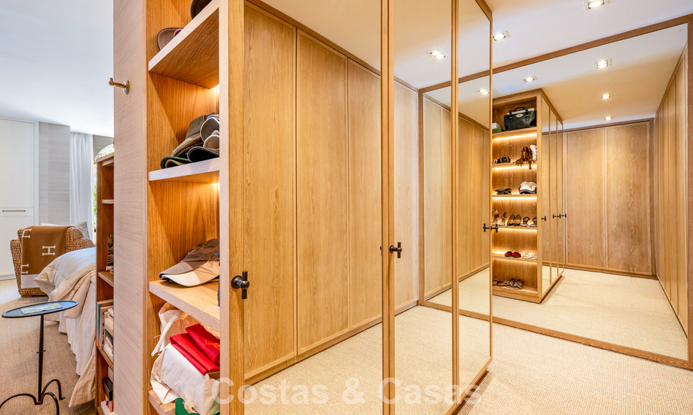 Exclusief gerenoveerd luxe appartement te koop in Puente Romano, Marbella 803004