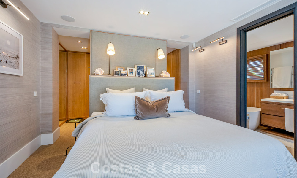 Exclusief gerenoveerd luxe appartement te koop in Puente Romano, Marbella 803007