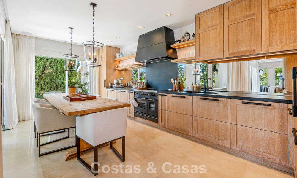 Exclusief gerenoveerd luxe appartement te koop in Puente Romano, Marbella 803014