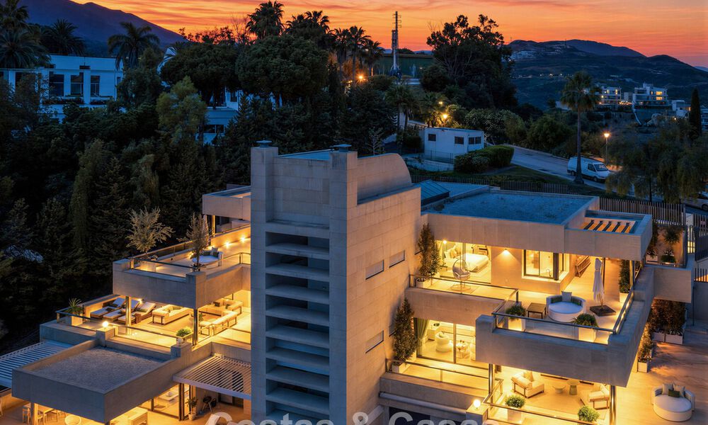 Exclusief, modern duplex penthouse met panoramisch zeezicht te koop in Nueva Andalucia, Marbella 803036