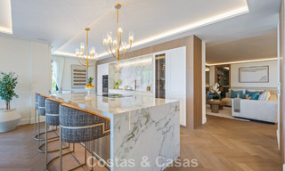 Exclusief, modern duplex penthouse met panoramisch zeezicht te koop in Nueva Andalucia, Marbella 803072 