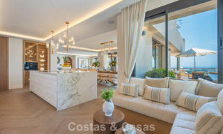 Exclusief, modern duplex penthouse met panoramisch zeezicht te koop in Nueva Andalucia, Marbella 803075 