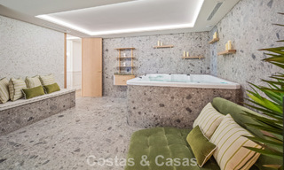 Exclusief, modern duplex penthouse met panoramisch zeezicht te koop in Nueva Andalucia, Marbella 803083 