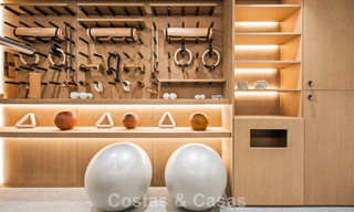 Exclusief, modern duplex penthouse met panoramisch zeezicht te koop in Nueva Andalucia, Marbella 803097 