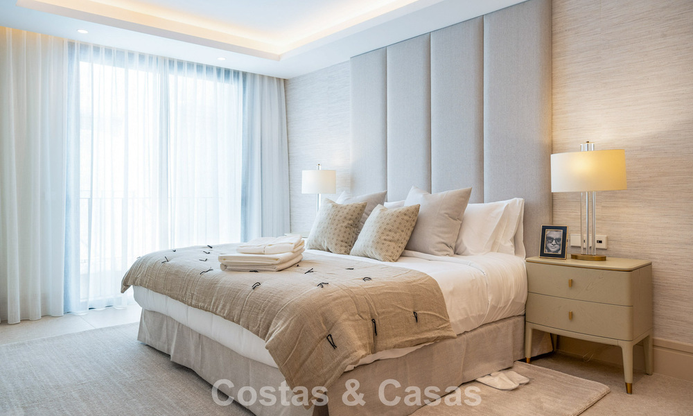 Luxe appartement te koop met direct zicht op de jachthaven, eerstelijns in Puerto Banus, Marbella 803188