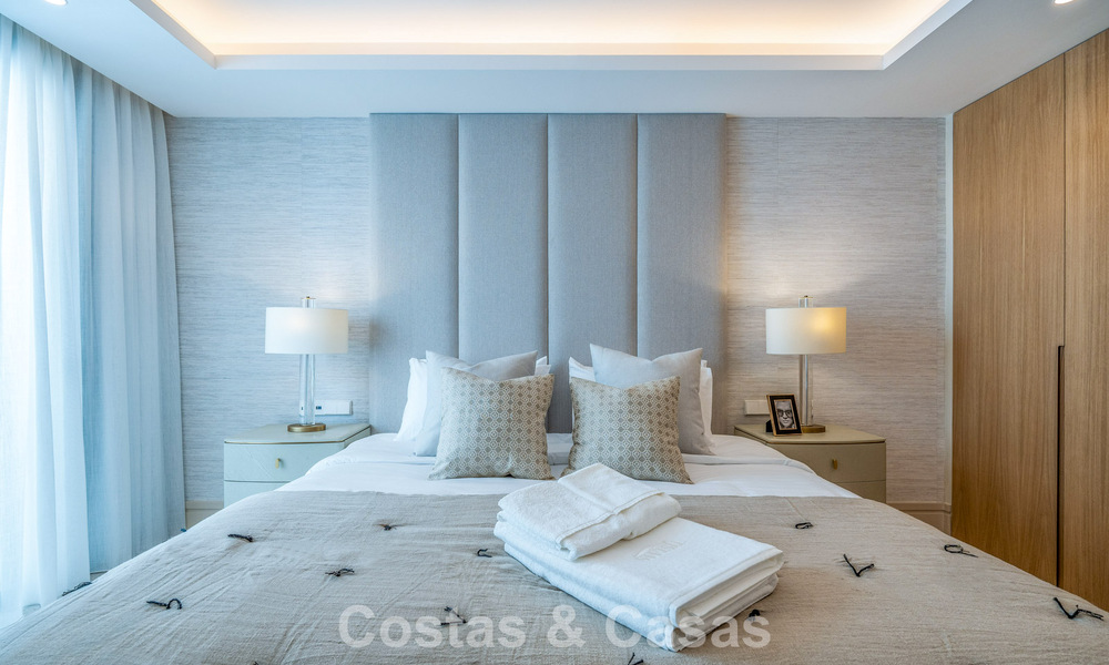 Luxe appartement te koop met direct zicht op de jachthaven, eerstelijns in Puerto Banus, Marbella 803191