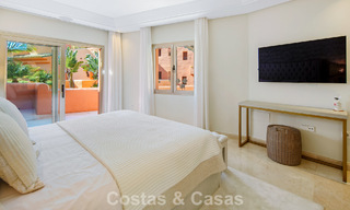 Eersteklas duplex penthouse te koop in een strandcomplex in Los Monteros, ten oosten van Marbella centrum 803214 
