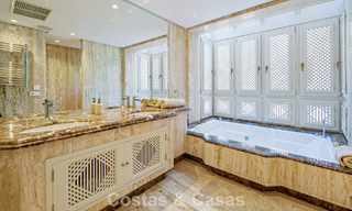 Eersteklas duplex penthouse te koop in een strandcomplex in Los Monteros, ten oosten van Marbella centrum 803229 