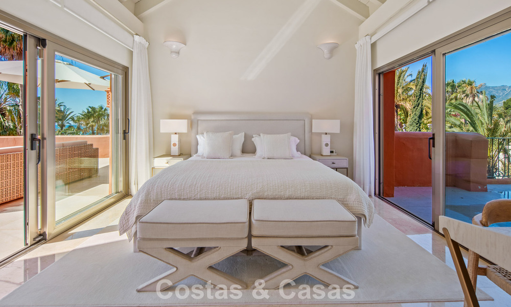 Eersteklas duplex penthouse te koop in een strandcomplex in Los Monteros, ten oosten van Marbella centrum 803231