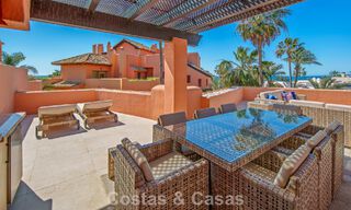 Eersteklas duplex penthouse te koop in een strandcomplex in Los Monteros, ten oosten van Marbella centrum 803236 
