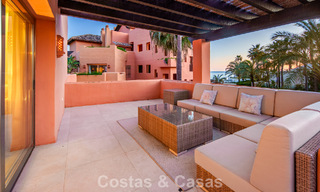 Eersteklas duplex penthouse te koop in een strandcomplex in Los Monteros, ten oosten van Marbella centrum 803247 