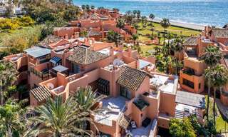 Eersteklas duplex penthouse te koop in een strandcomplex in Los Monteros, ten oosten van Marbella centrum 803256 