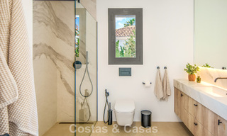 Eigentijdse, Spaanse luxevilla met panoramisch zeezicht te koop in Marbella - Benahavis 803371 