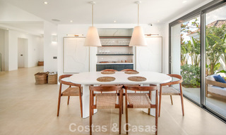 Eigentijdse, Spaanse luxevilla met panoramisch zeezicht te koop in Marbella - Benahavis 803376 