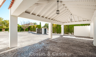 Eigentijdse, Spaanse luxevilla met panoramisch zeezicht te koop in Marbella - Benahavis 803400 