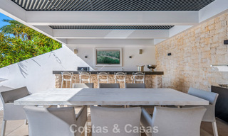 Elegante luxevilla met eigentijds-mediterrane architectuur te koop in een besloten wijk in Nueva Andalucia, Marbella 803424 