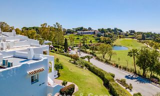 Gerenoveerde, halfvrijstaande woning met frontlinie golfzicht te koop in Aloha, Nueva Andalucia, Marbella 803133 