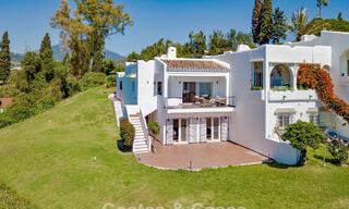 Gerenoveerde, halfvrijstaande woning met frontlinie golfzicht te koop in Aloha, Nueva Andalucia, Marbella 803154 