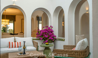 Gelijkvloerse luxevilla met Spaanse bouwstijl en directe toegang tot de golfbaan te koop in Marbella - Benahavis 803541 