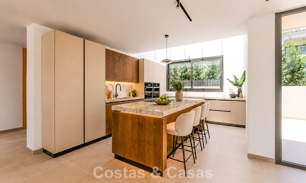 Nieuwe, exclusieve, instapklare, moderne villa te koop in een strandwijk tegen San Pedro, Marbella 803598