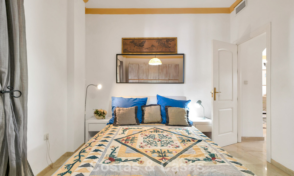 Ruim appartement met royaal terras te koop op loopafstand van de voorzieningen in Aloha in Nueva Andalucia, Marbella 803634