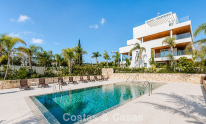Instapklaar, prestigieus modern 3-slaapkamer appartement te koop op Marbella’s Golden Mile 803787