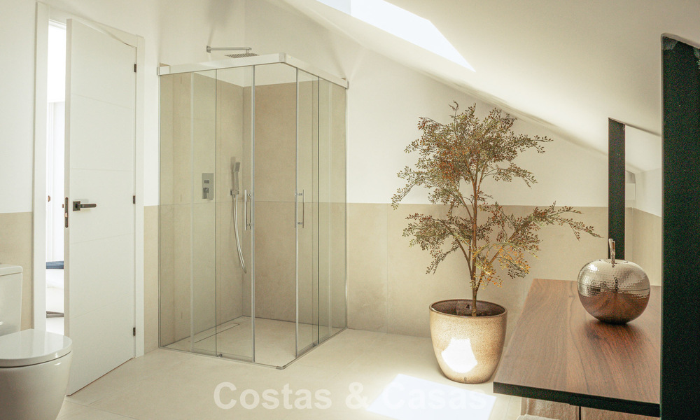 Boutique penthouse te koop op wandelafstand van voorzieningen en Puerto Banus in Nueva Andalucia, Marbella 803814