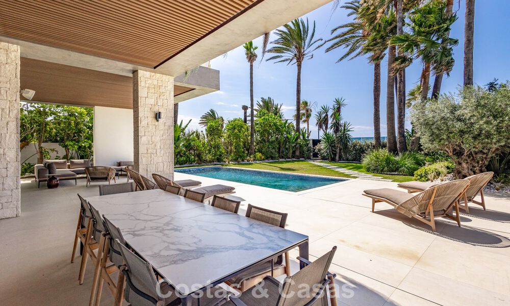 Geavanceerde moderne luxevilla aan te koop aan het strand in San Pedro, Marbella 803687