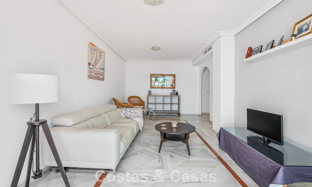 Ruim appartement te koop op loopafstand van het strand en Puerto Banus, Marbella 803949