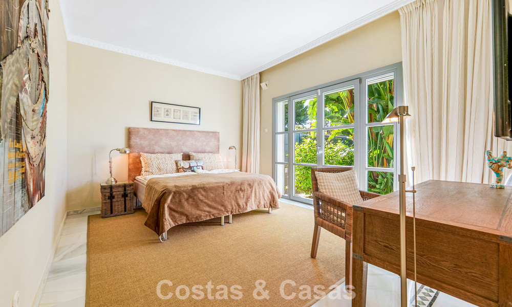 Charmante villa in een Mediterrane stijl te koop in Sierra Blanca op Marbella’s Golden Mile 804025