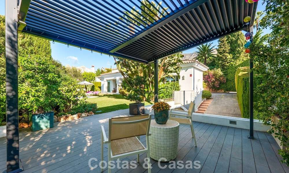 Charmante villa in een Mediterrane stijl te koop in Sierra Blanca op Marbella’s Golden Mile 804028