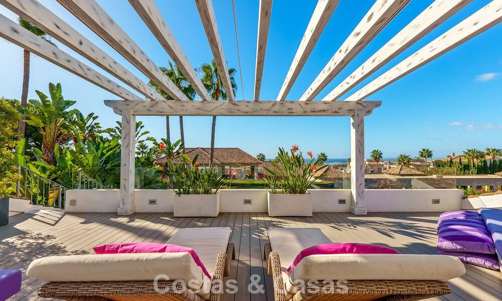 Charmante villa in een Mediterrane stijl te koop in Sierra Blanca op Marbella’s Golden Mile 804035