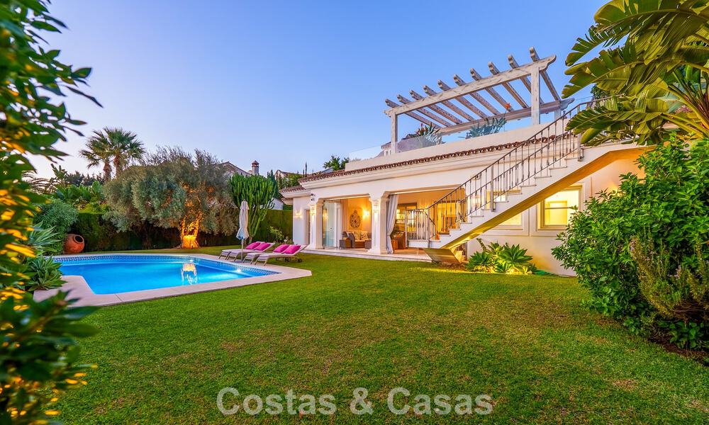 Charmante villa in een Mediterrane stijl te koop in Sierra Blanca op Marbella’s Golden Mile 804046