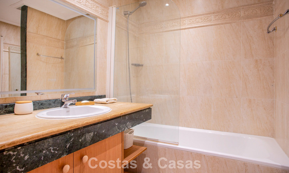 Instapklaar appartement te koop op de New Golden Mile tussen Marbella en Estepona 804244