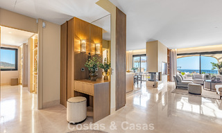 Luxe penthouse met panoramisch zeezicht te koop in La Quinta, Marbella - Benahavis 804302 