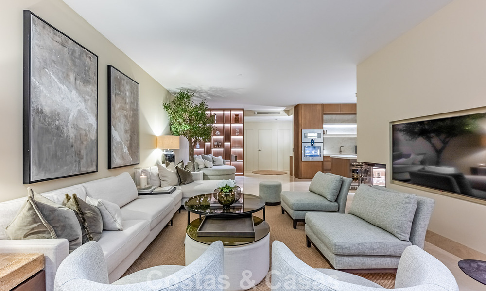 Luxe penthouse met panoramisch zeezicht te koop in La Quinta, Marbella - Benahavis 804304