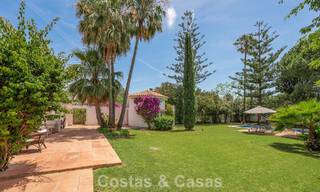 Authentieke mediterrane villa met gastenverblijf te koop vlak bij het strand in San Pedro Playa, Marbella 804338 