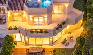 Luxueus totaal gerenoveerde halfvrijstaande woning, eerstelijns golf te koop in La Quinta, Marbella - Benahavis 804425 