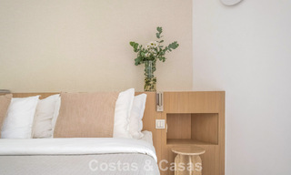 Luxueus totaal gerenoveerde halfvrijstaande woning, eerstelijns golf te koop in La Quinta, Marbella - Benahavis 804440 