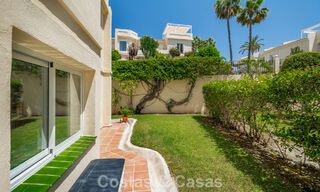 Luxueus totaal gerenoveerde halfvrijstaande woning, eerstelijns golf te koop in La Quinta, Marbella - Benahavis 804494 