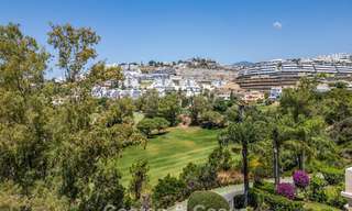 Luxueus totaal gerenoveerde halfvrijstaande woning, eerstelijns golf te koop in La Quinta, Marbella - Benahavis 804501 