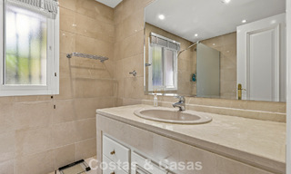 Gelijkvloers appartement met privétuin te koop op een steenworp van het strand op de New Golden Mile tussen Marbella en Estepona 804525 