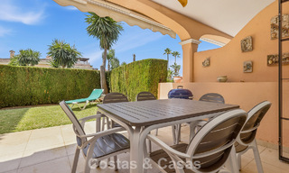 Gelijkvloers appartement met privétuin te koop op een steenworp van het strand op de New Golden Mile tussen Marbella en Estepona 804542 