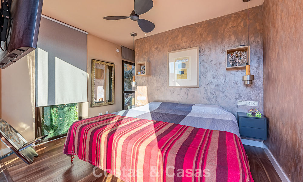 Ruim duplex penthouse met spectaculair dakterras te koop in Atalaya op de New Golden Mile tussen Marbella en Estepona 804644