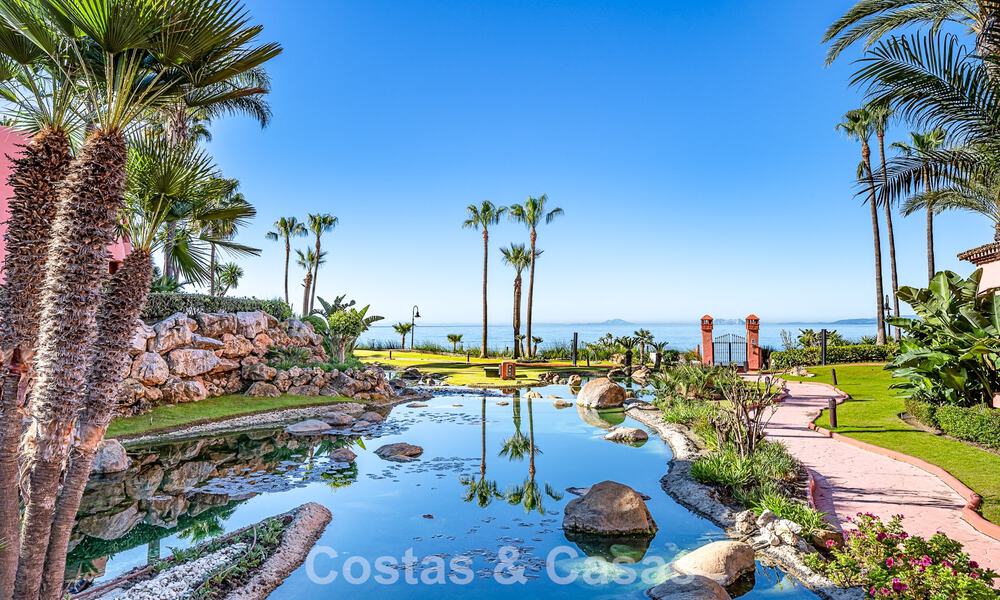 Eigentijds gerenoveerd appartement met open zeezicht te koop op de New Golden Mile, tussen Marbella en Estepona 804890