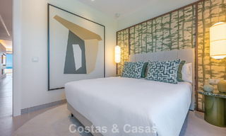 Verfijnd designappartement met zeezicht in een modern strandcomplex op de New Golden Mile, Marbella - Estepona 804712 
