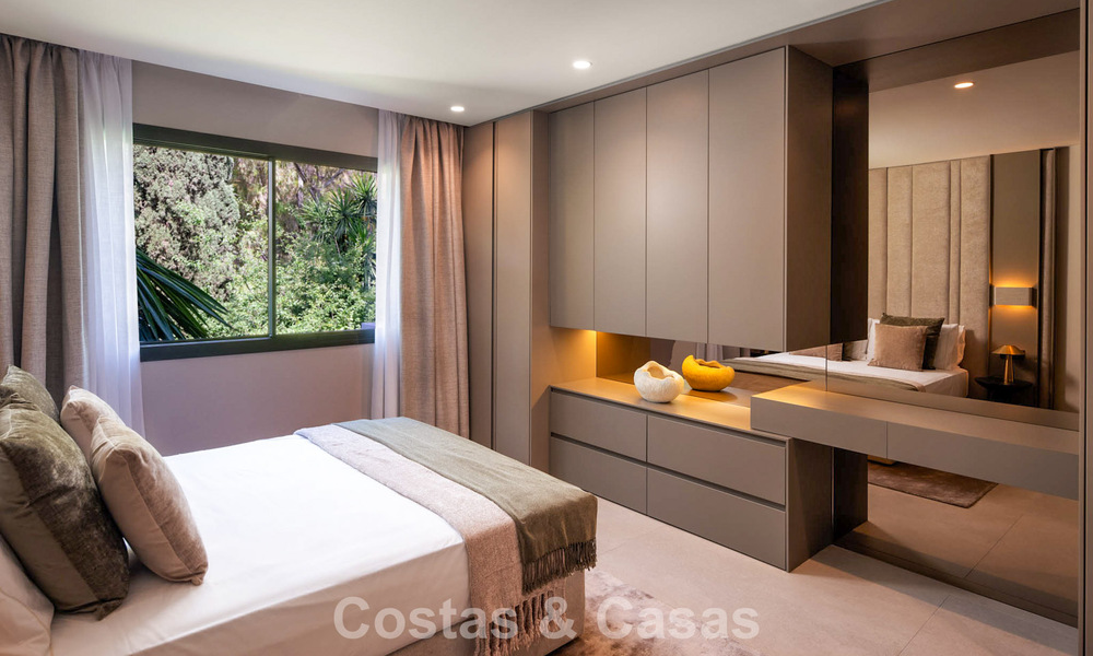 Luxe duplex penthouse met uitnodigend dakterras te koop op Marbella’s prestigieuze Golden Mile 804741
