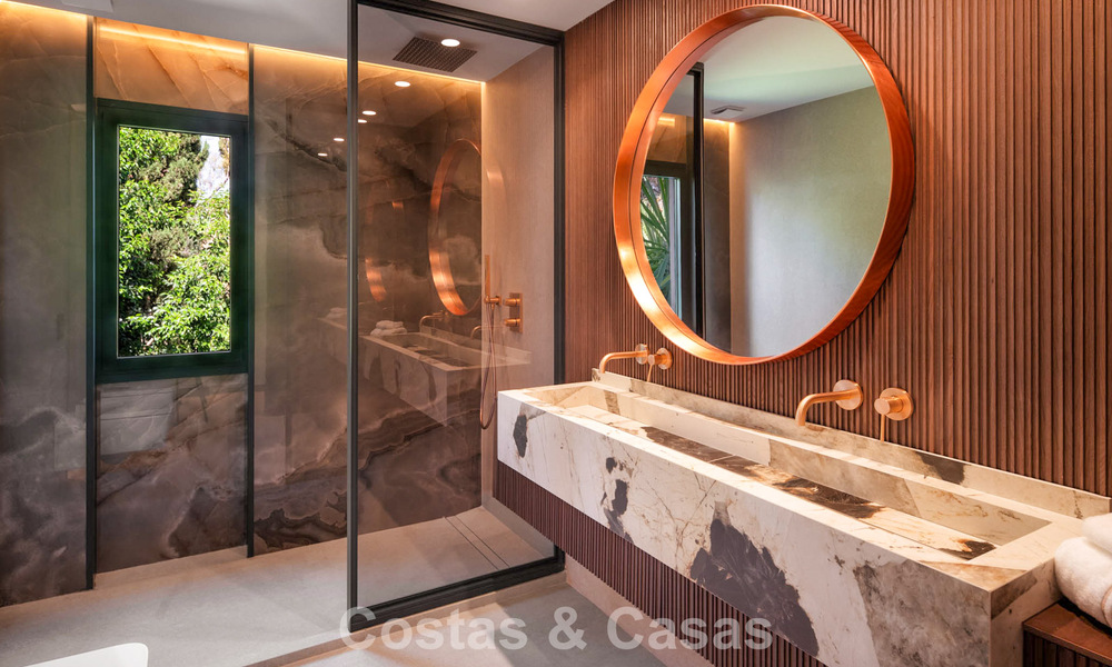 Luxe duplex penthouse met uitnodigend dakterras te koop op Marbella’s prestigieuze Golden Mile 804742